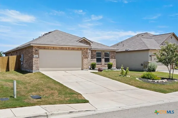 $2,000 | 5642 Meadow Sky, New Braunfels, TX 78132