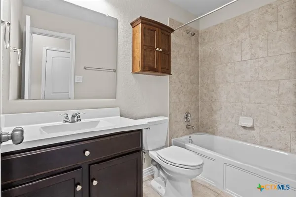 $2,000 | 5642 Meadow Sky, New Braunfels, TX 78132