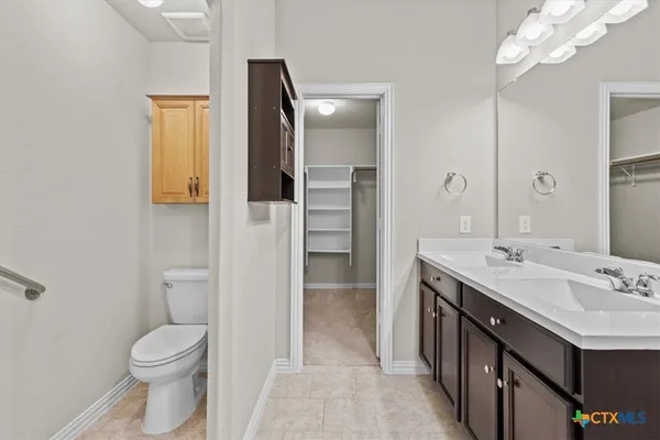 $2,000 | 5642 Meadow Sky, New Braunfels, TX 78132