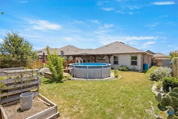 $2,000 | 5642 Meadow Sky, New Braunfels, TX 78132