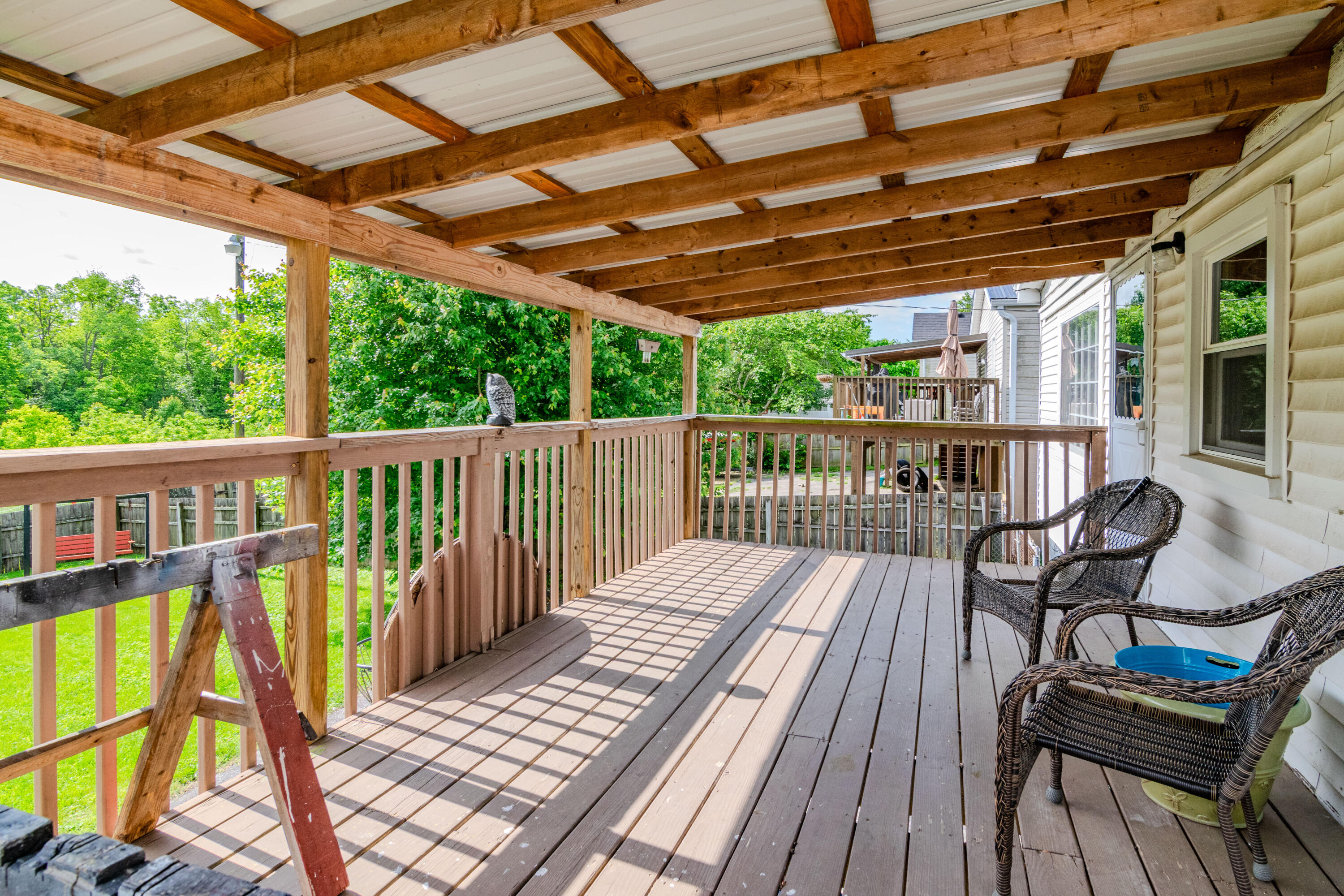 217 Locust Grove Road Winchester, KY 40391 - Photo 34 of 48 Back Upper Deck