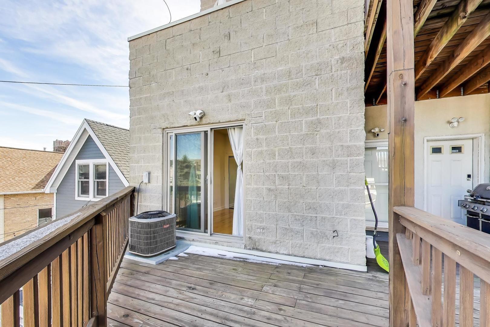 2128 West Walton Street, Unit 2E Chicago, IL 60622 - Photo 19 of 21