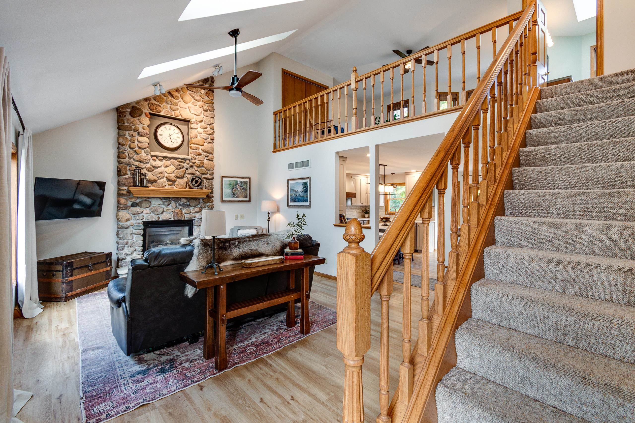 1021 Prairie Queen Road Cambridge, WI 53523 - Photo 32 of 90