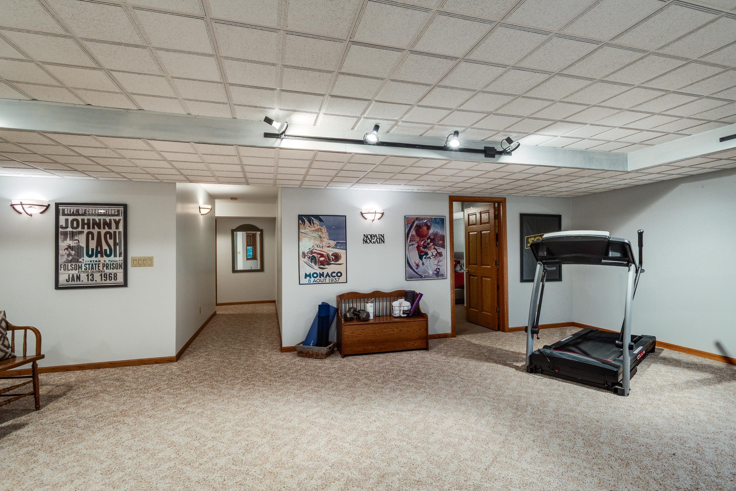 1021 Prairie Queen Road Cambridge, WI 53523 - Photo 49 of 90