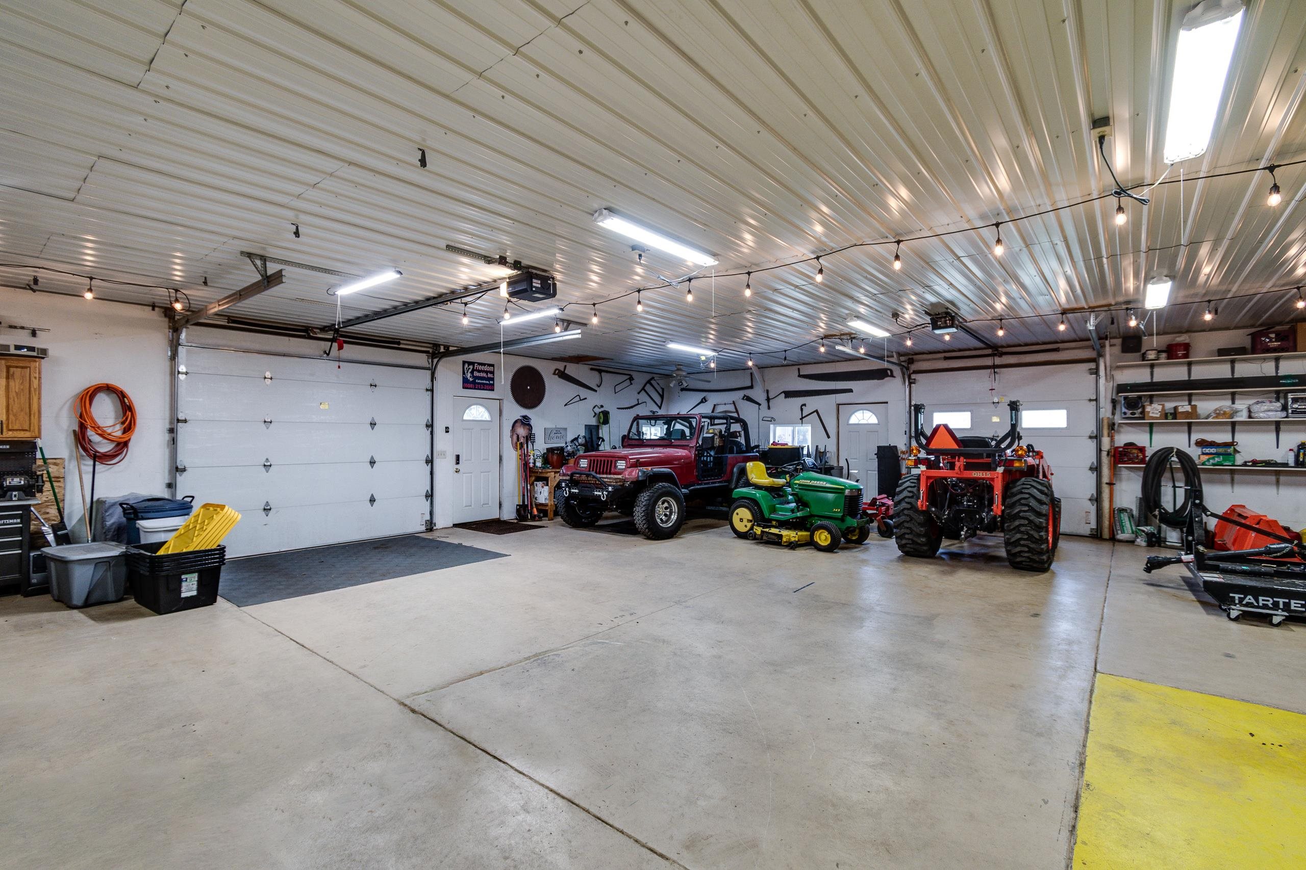 1021 Prairie Queen Road Cambridge, WI 53523 - Photo 60 of 90