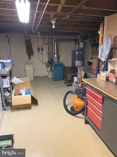 41 Blooming Grove Road Hanover, PA 17331 - Photo 31 of 39 Storage area