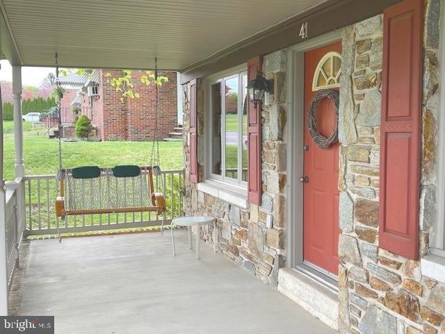 41 Blooming Grove Road Hanover, PA 17331 - Photo 4 of 39 Such a warm welcome!