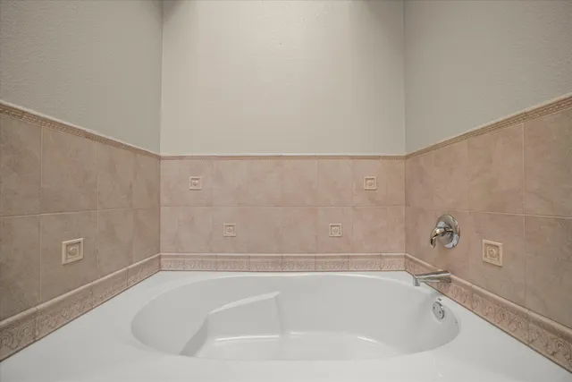 $499,900 | N59-w17728 Meadow Court, Menomonee Falls, WI 53051