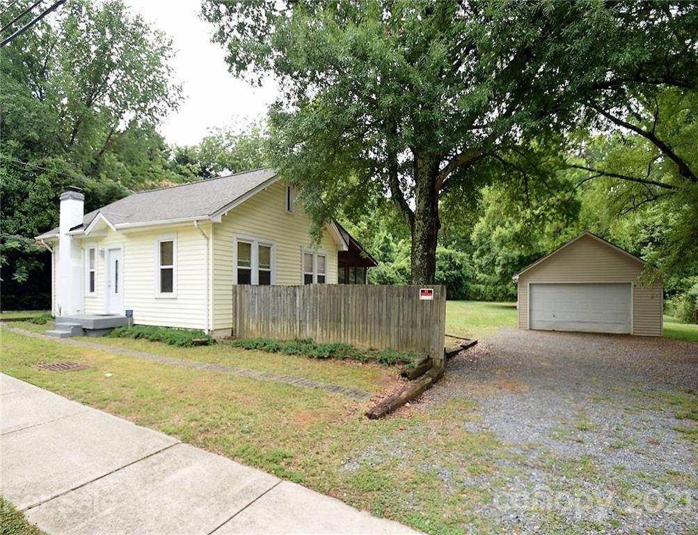 3916 Sofley Road Charlotte, NC 28206 - Photo 3 of 20 Gallery Image 3