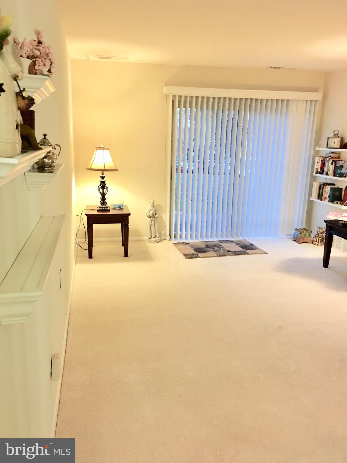 2205 Greenery Lane, Unit T39 Silver Spring, MD 20906 - Photo 3 of 17 Living Room
