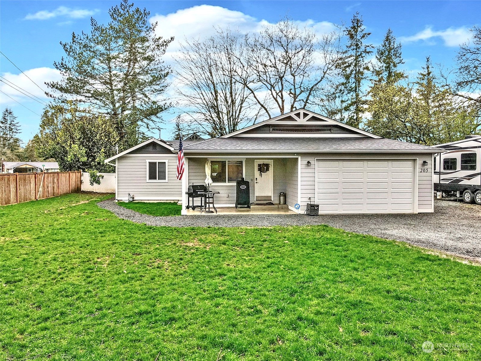 205 2nd Street Gold Bar, WA 98251 - Photo 3 of 39