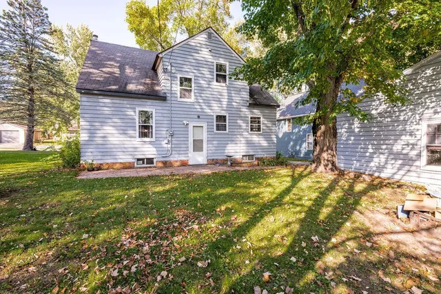 $190,000 | 317 1st Street, Sandstone, MN 55072