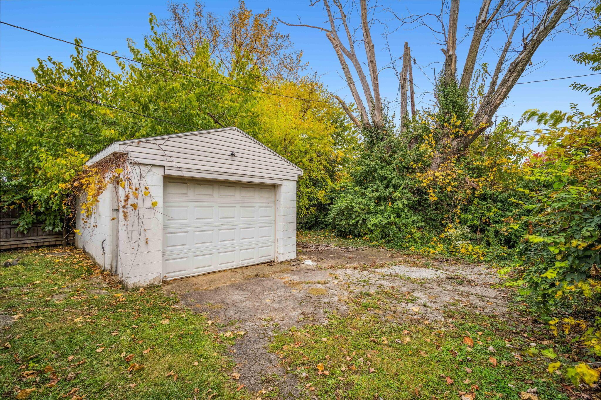 Garage