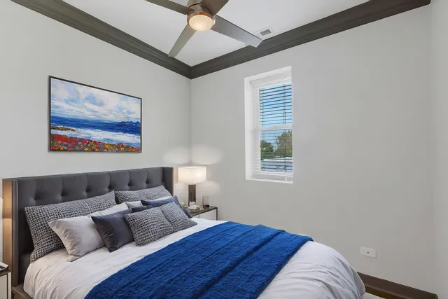 $8,360,000 | 4358 South Prairie Avenue, Chicago, IL 60653