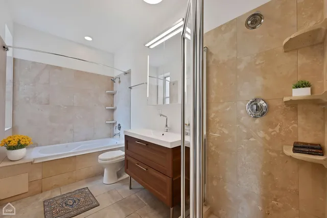 $8,360,000 | 4358 South Prairie Avenue, Chicago, IL 60653
