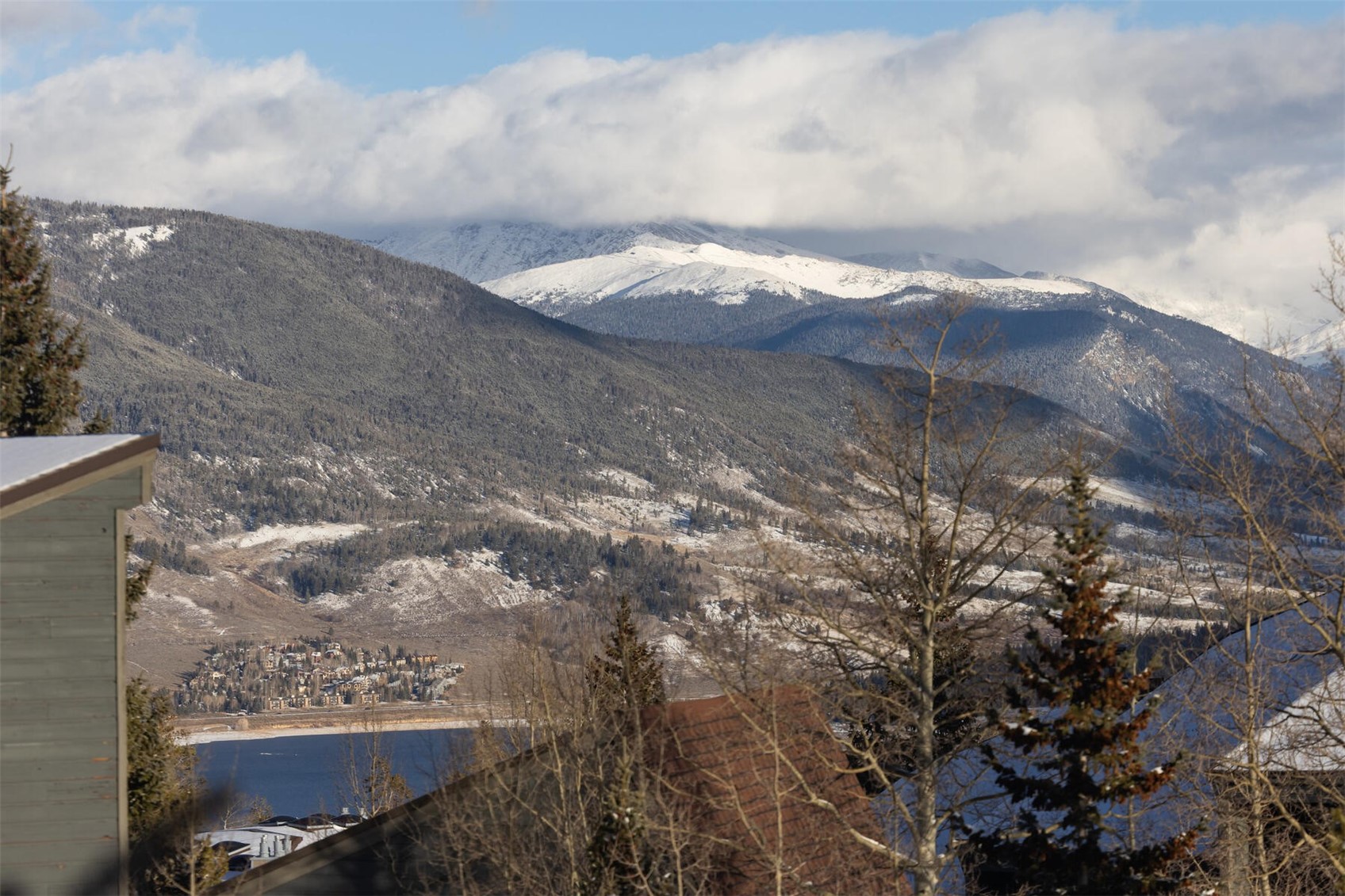 95600 Ryan Gulch Road, Unit 631 Silverthorne, CO 80498 - Photo 33 of 44 a view of outdoor space and mountain view