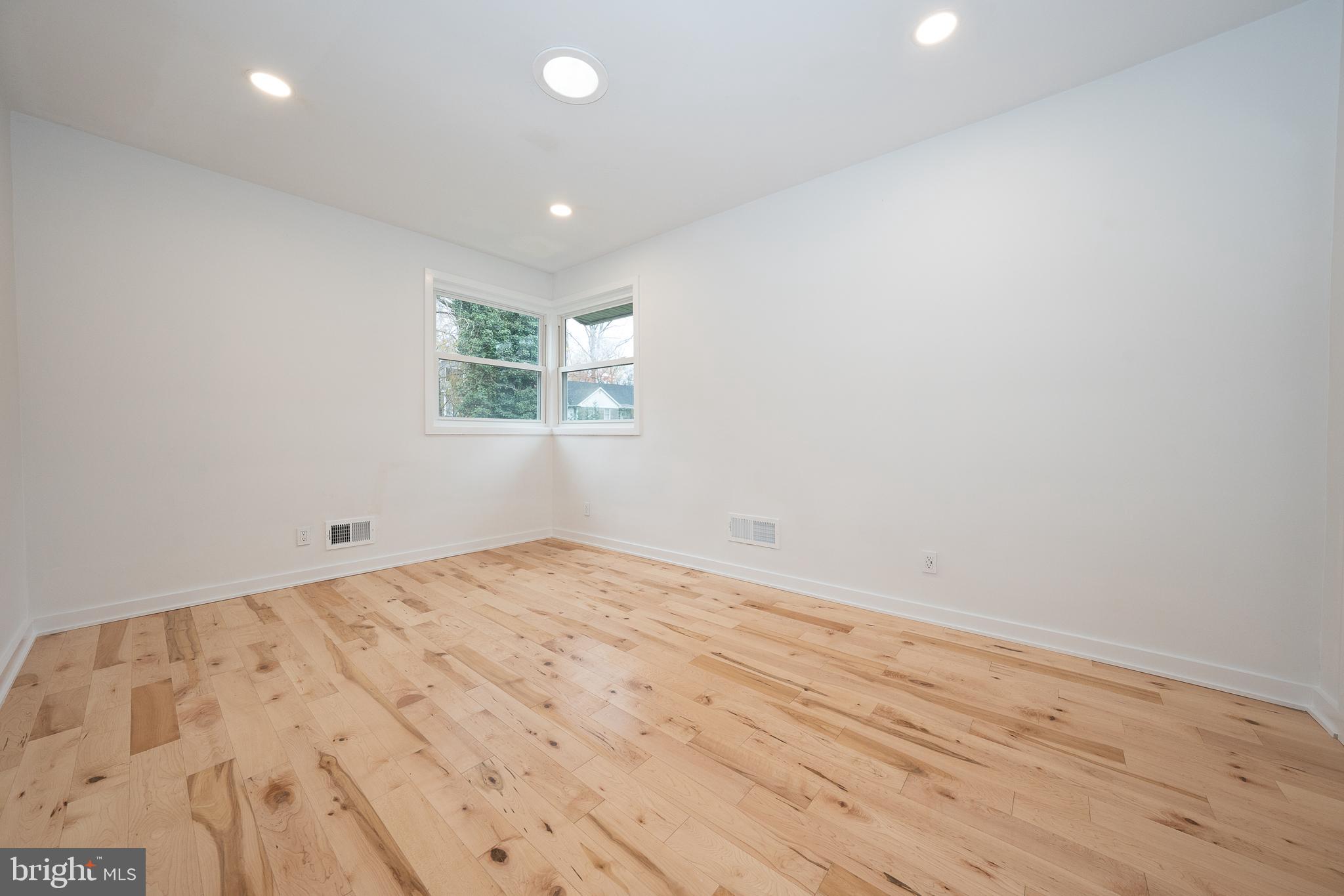 115 David Road Bala Cynwyd, PA 19004 - Photo 35 of 56 2nd large bedroom