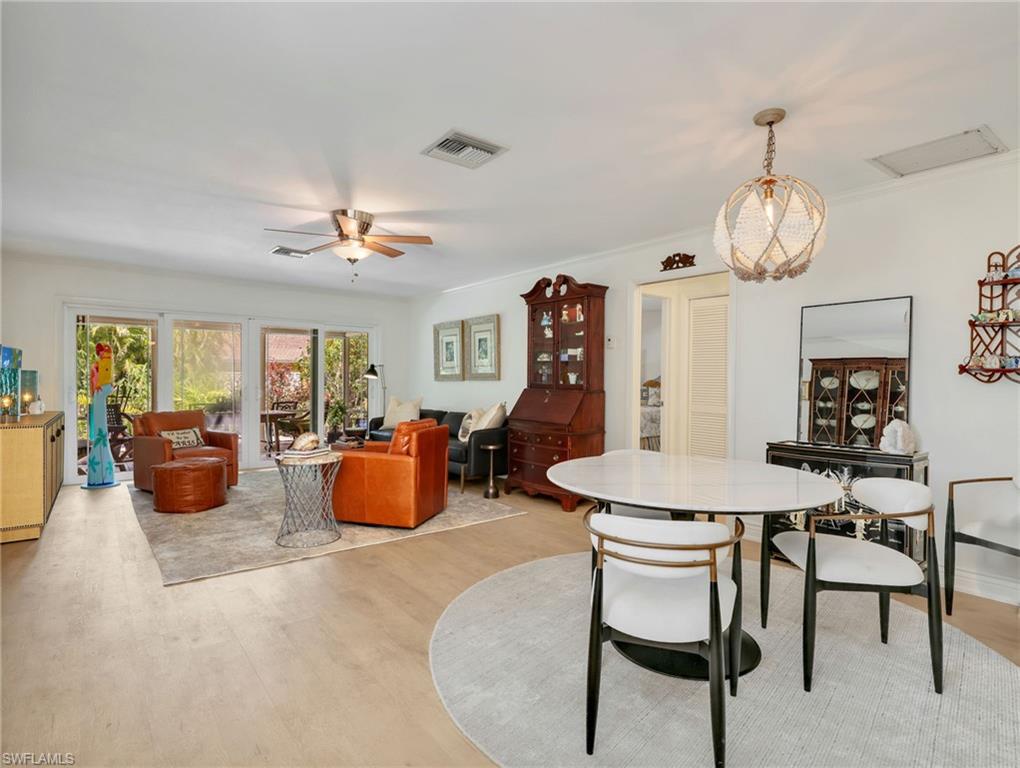 1201 Solana Road, Unit 7 Naples, FL 34103 - Photo 6 of 34