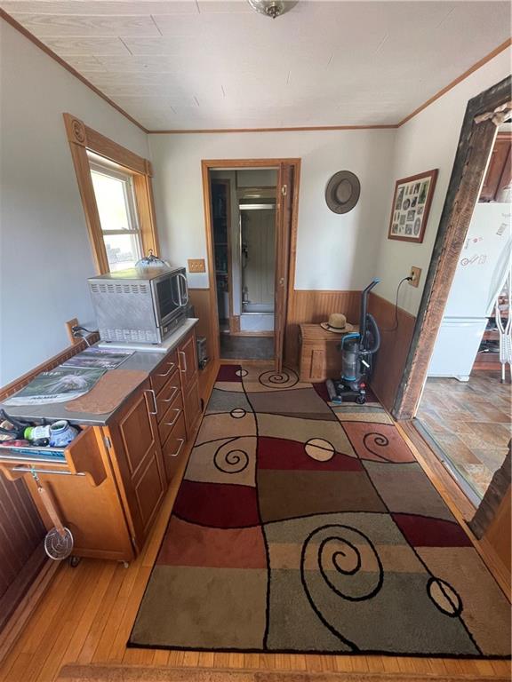 489 Jack Road Vandergrift, PA 15690 - Photo 16 of 46 a living room with a rug