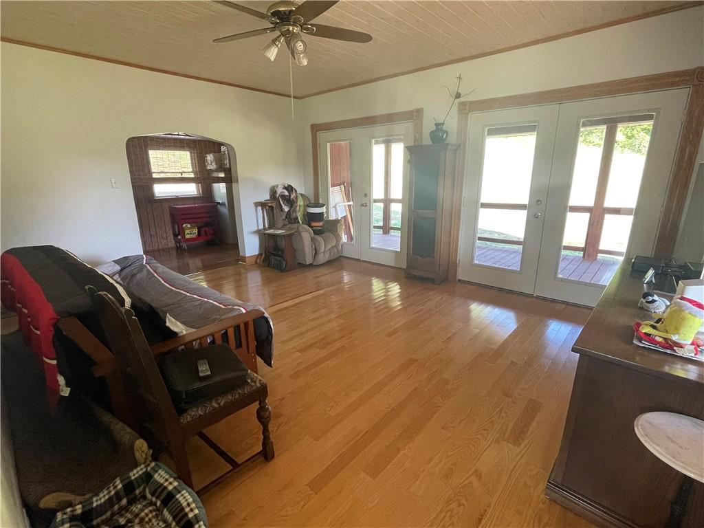 489 Jack Road Vandergrift, PA 15690 - Photo 17 of 46 a living room with furniture and wooden floor