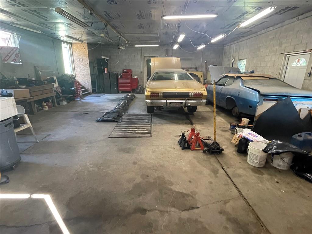 489 Jack Road Vandergrift, PA 15690 - Photo 41 of 46 a view of a cars parking space