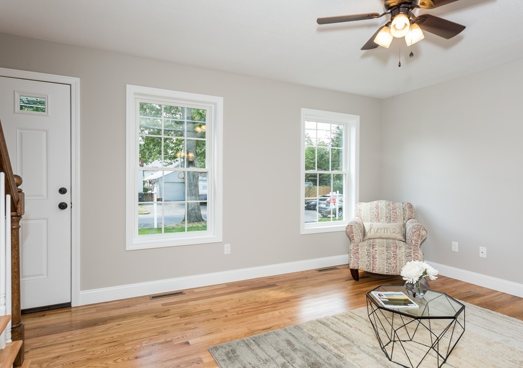 89 Wallace Street Springfield, MA 01119 - Photo 10 of 28 a living room with furniture and window