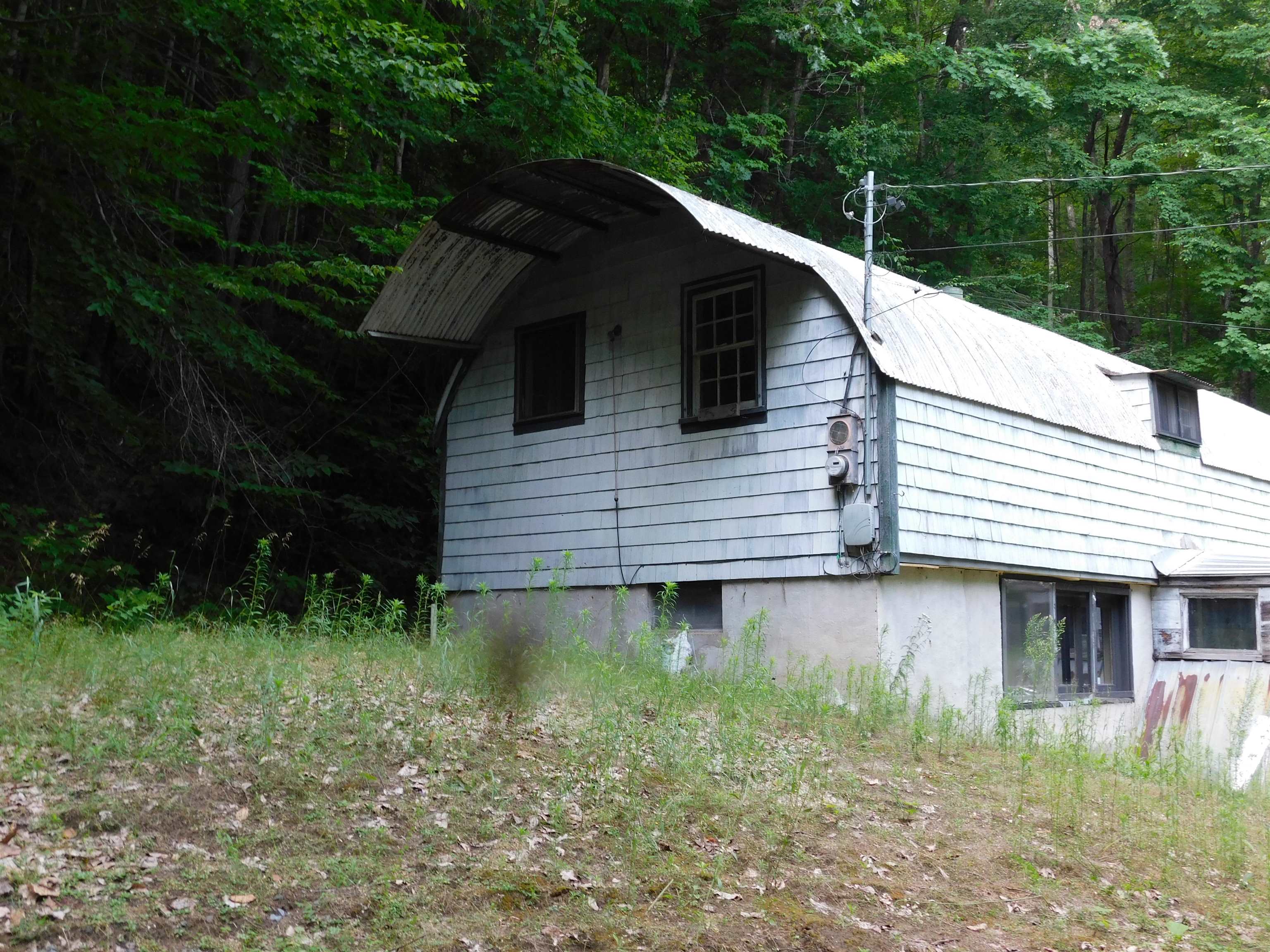 276 Connecticut River Road Springfield, VT 05156 - Photo 6 of 25