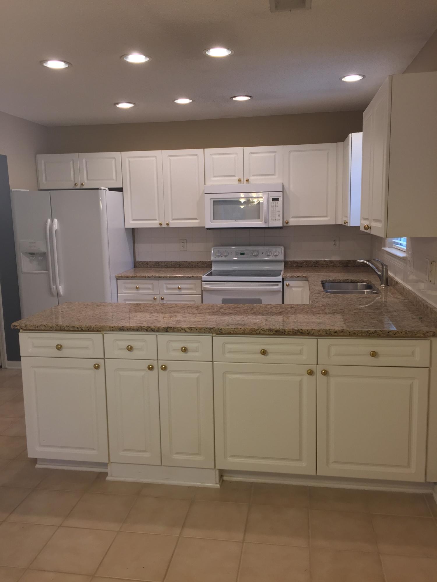 9236 Ayscough Road Summerville, SC 29485 - Photo 18 of 22 walid iphone jan 2016 087