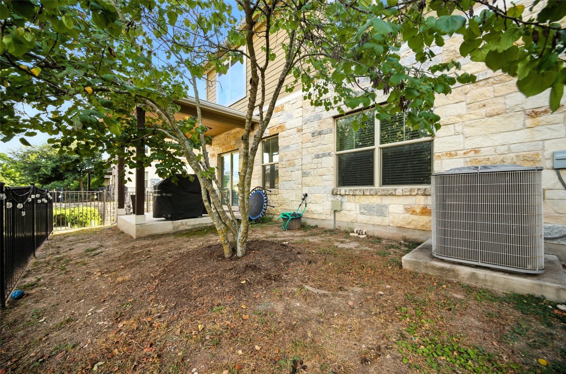 516 East Slaughter Lane, Unit 3204 Austin, TX 78744 - Photo 25 of 29