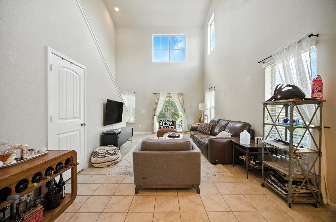 516 East Slaughter Lane, Unit 3204 Austin, TX 78744 - Photo 4 of 29