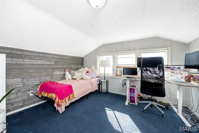 $220,000 | 215 South Benton Street, Edwardsville, IL 62025