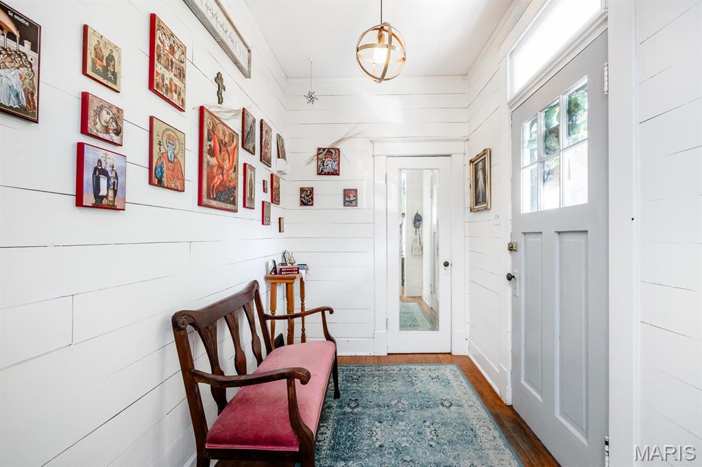 215 South Benton Street Edwardsville, IL 62025 - Photo 4 of 22