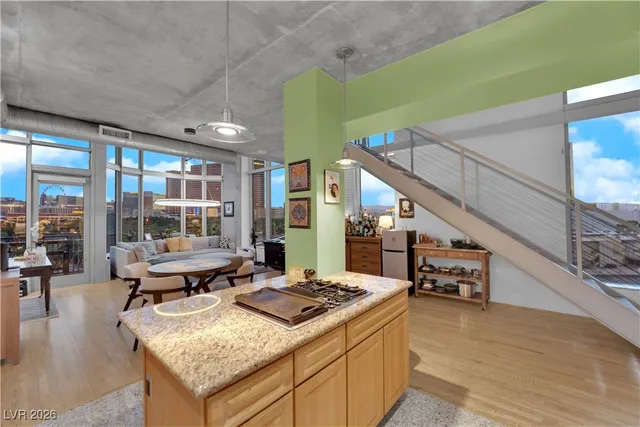 $4,500 | 360 East Desert Inn Road, Unit 607, Las Vegas, NV 89109