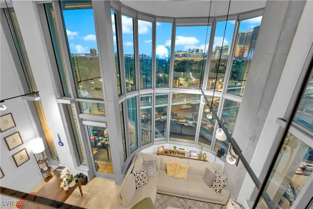 $4,500 | 360 East Desert Inn Road, Unit 607, Las Vegas, NV 89109