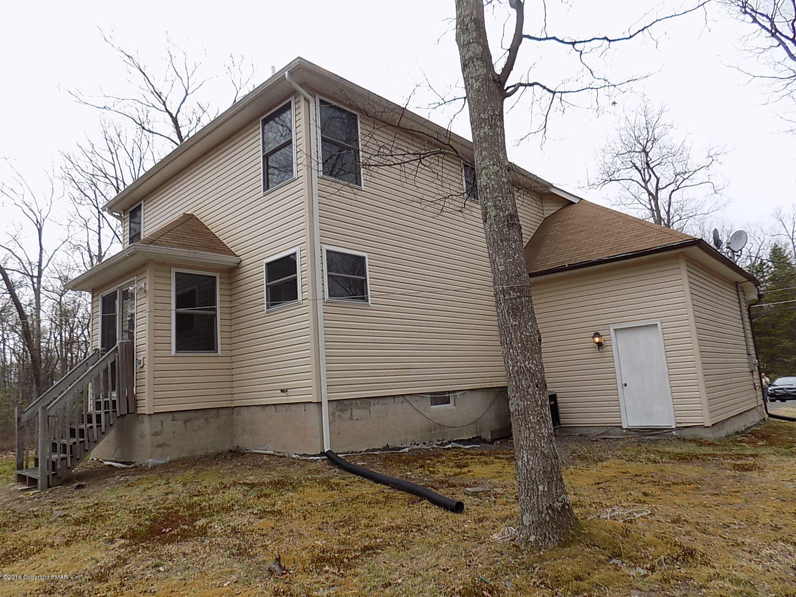 266 Oneida Way Milford, PA 18337 - Photo 2 of 22 a view of a house with a yard