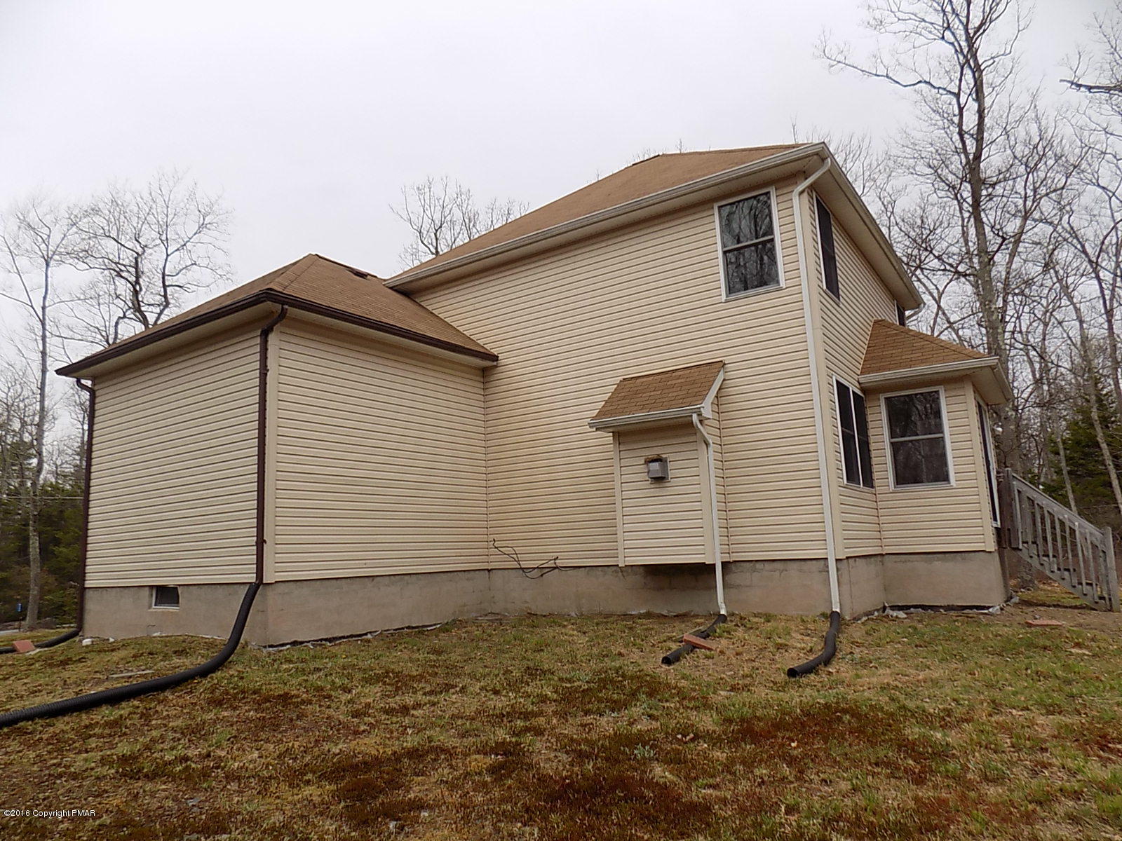 266 Oneida Way Milford, PA 18337 - Photo 5 of 22 a view of a house with backyard