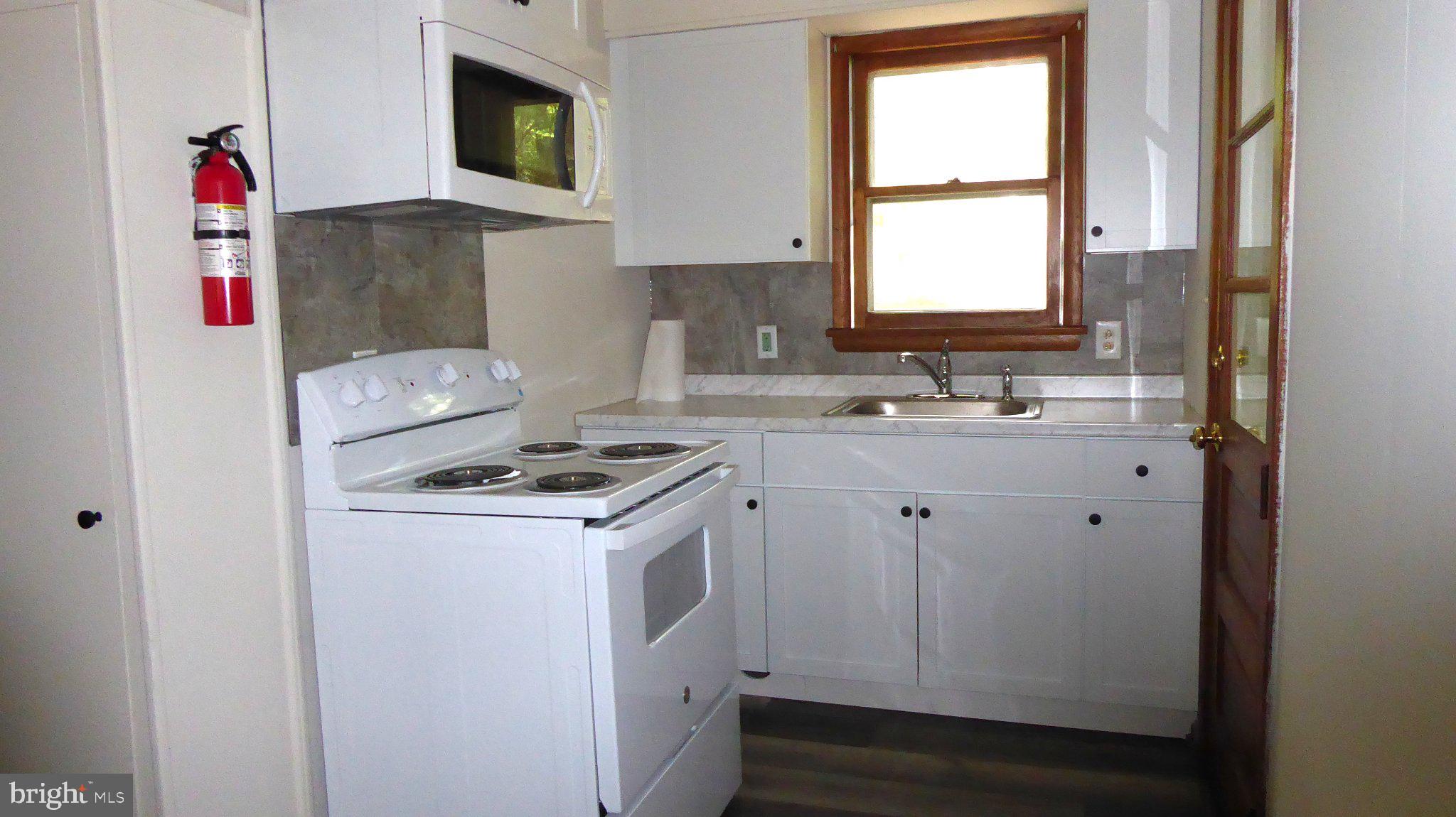 135 Daffodil Road Millville, NJ 08332 - Photo 7 of 18