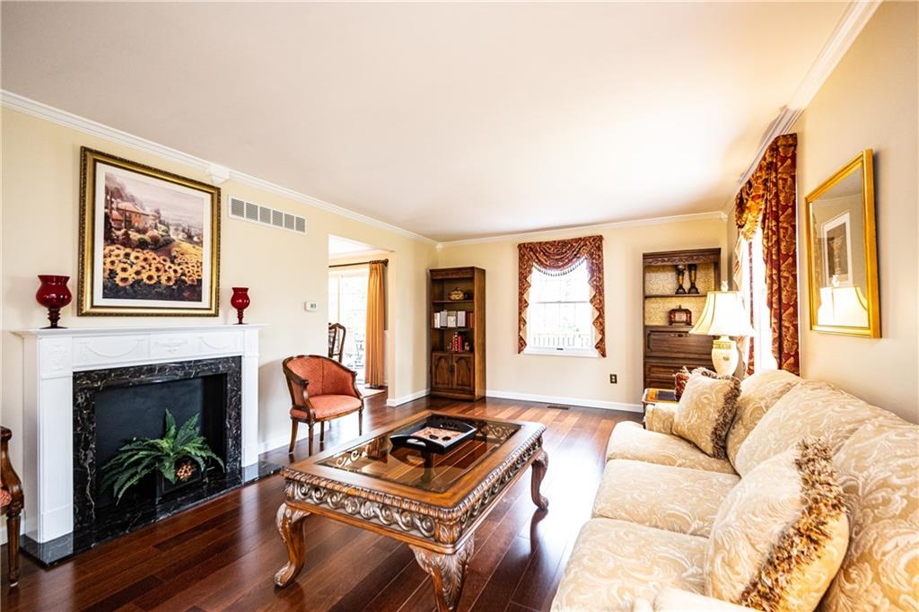 93 McBride Road Canonsburg, PA 15317 - Photo 3 of 25 Gallery Image 3