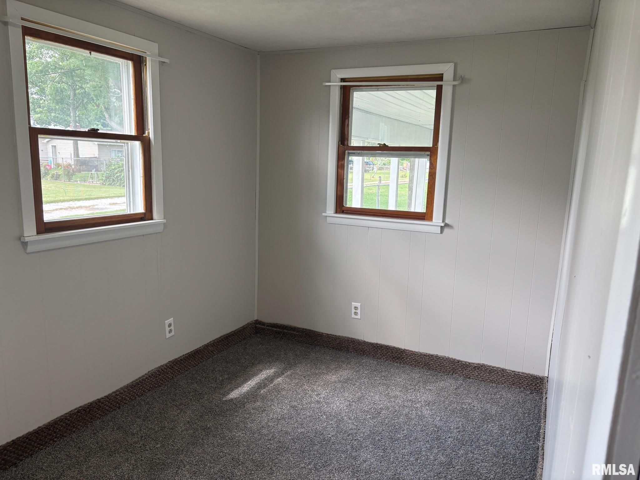 103 Rutledge Street Pawnee, IL 62558 - Photo 26 of 35 Gallery Image 26