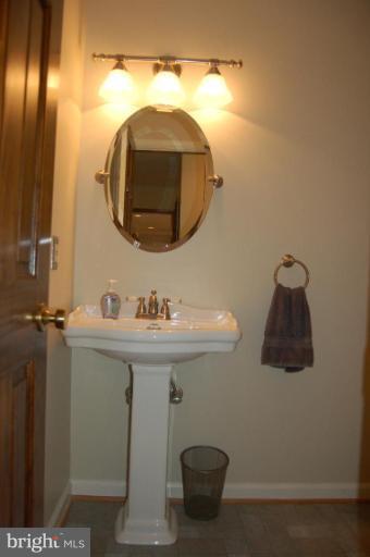 657 Bowling Green Road Front Royal, VA 22630 - Photo 25 of 30 Half Bath 1