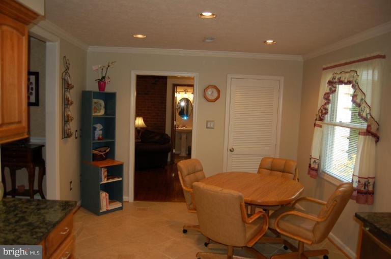 657 Bowling Green Road Front Royal, VA 22630 - Photo 10 of 30 Kitchen