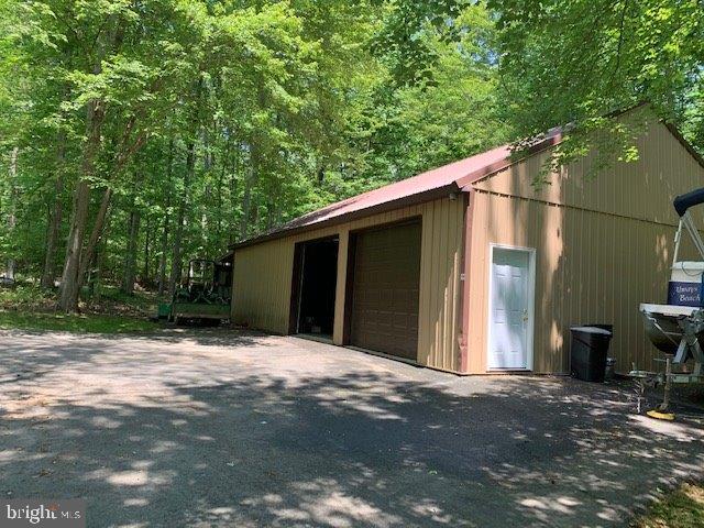 691 McKinneytown Road Elkton, MD 21921 - Photo 5 of 76 Workbench, cabinets, heated, aluminum roof, lights
