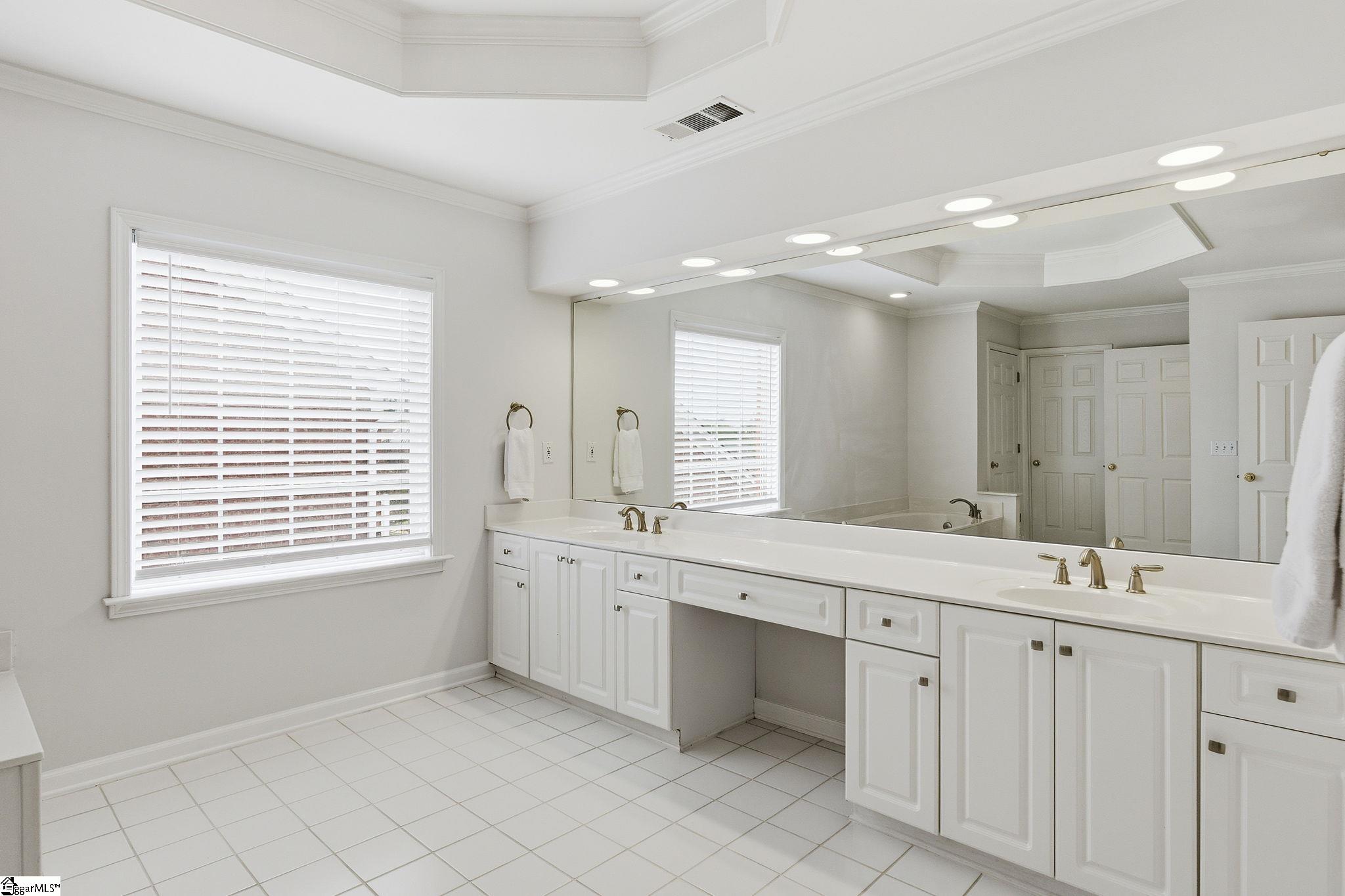 1 Treyburn Court Greer, SC 29650 - Photo 35 of 45