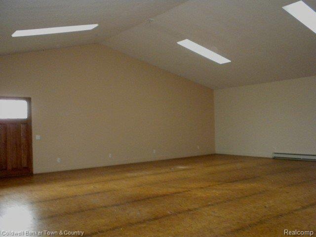 17040 Garvey Road Chelsea, MI 48118 - Photo 4 of 6 Great Room