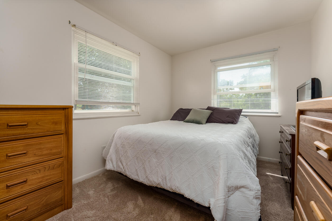 3330 Nichols Road Kalamazoo, MI 49004 - Photo 6 of 33 LC-Nichols_Rd_3330_Kalamazoo_49004-6