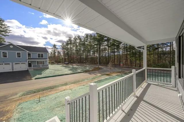 $629,900 | 7 High Blf Road, Belchertown, MA 01007