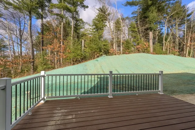 $629,900 | 7 High Blf Road, Belchertown, MA 01007
