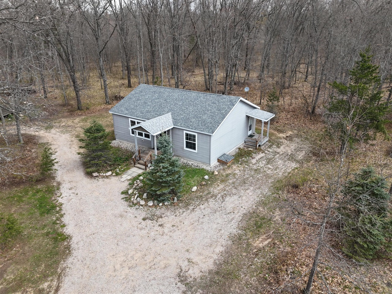 19543 Connelly Road Wellston, MI 49689 - Photo 1 of 74