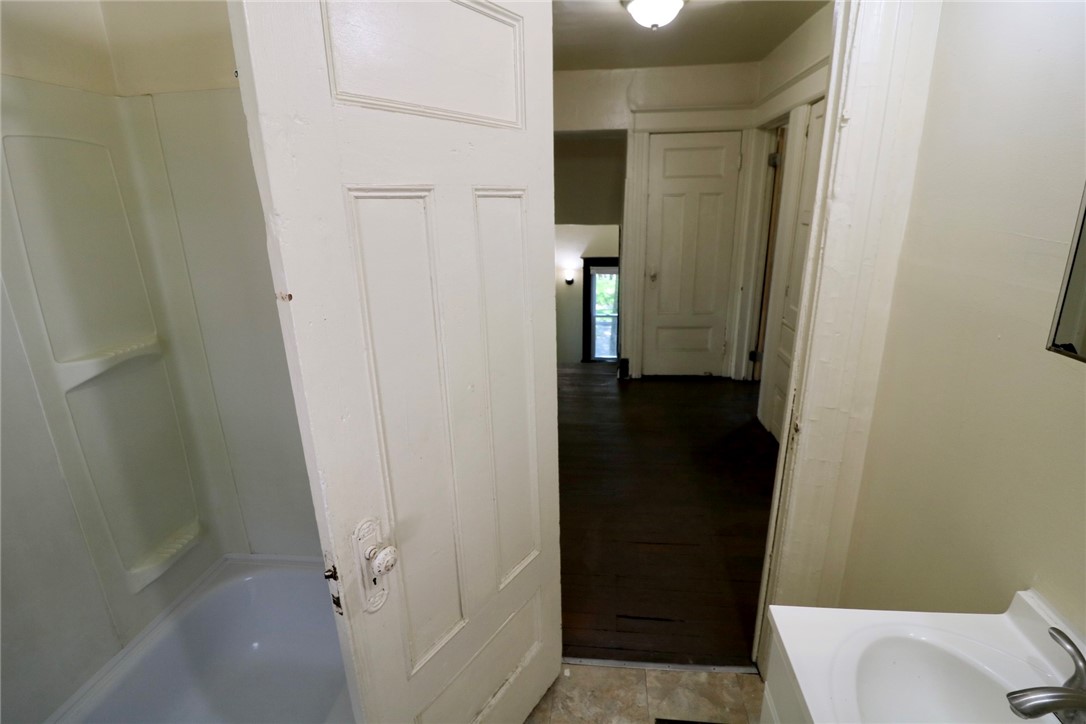 75 Peck Street Rochester, NY 14609 - Photo 34 of 46