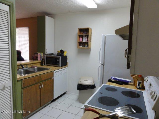 2224 Marsh Point Road Neptune Beach, FL 32266 - Photo 8 of 26 Kitchen